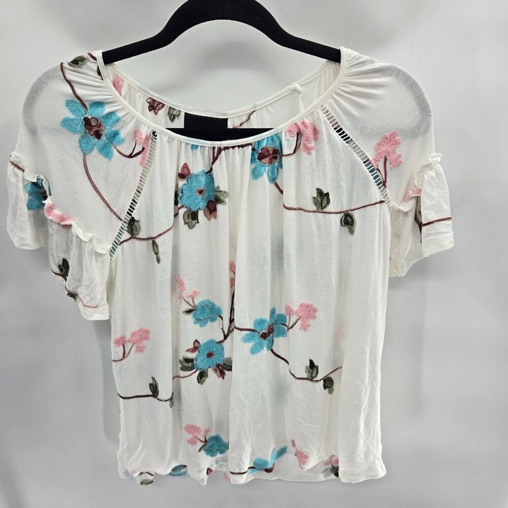 Liv Los Angeles White Blue Pink Floral Embroidered Size Small